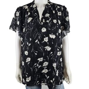 NWT Monday Fun Hazel Black & White Floral Split Neck Flutter Sleeve Top Blouse